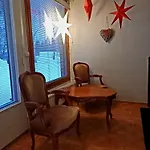 Sweet Home, Fireplace 아파트 *